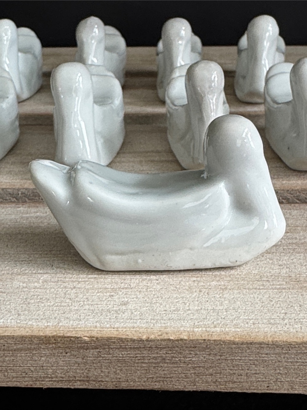 VTG Porcelain Swan Chopstick/Knife Rests Set of 9 - Picture 2 of 6